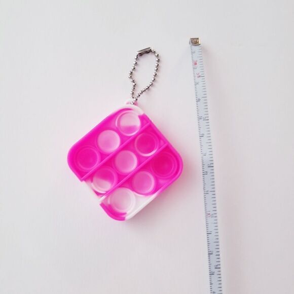 NEW Simple dimple fidget pop it key chains - Picture 2 of 4
